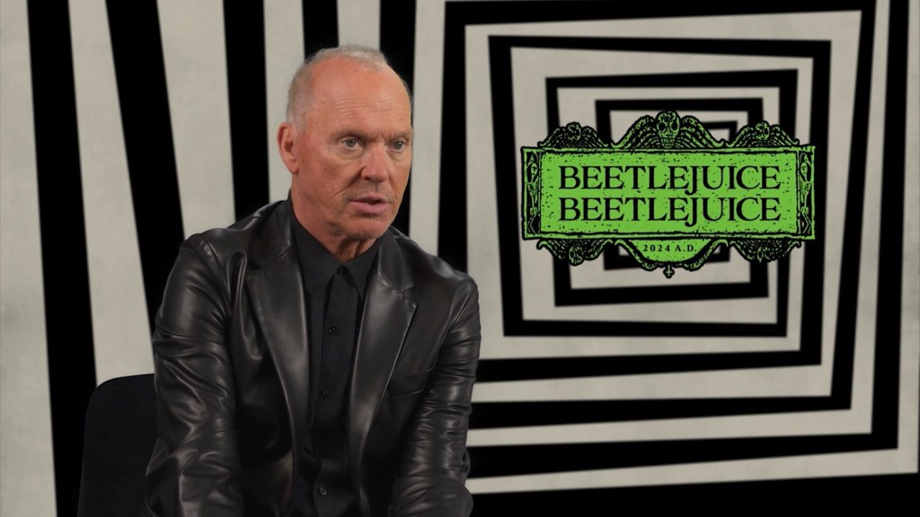 El actor Michael Keaton dudó en participar en "Beetlejuice Beetlejuice" por miedo a "arruinar" la franquicia