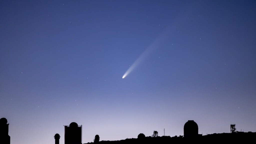 Así se vio el "cometa del siglo" en su primer acercamiento a la Tierra