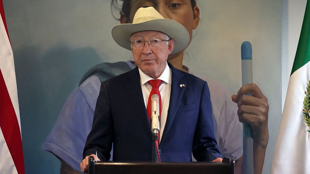 Ken Salazar, embajador de Estados Unidos, expresa nuevamente preocupación por la reforma judicial en México