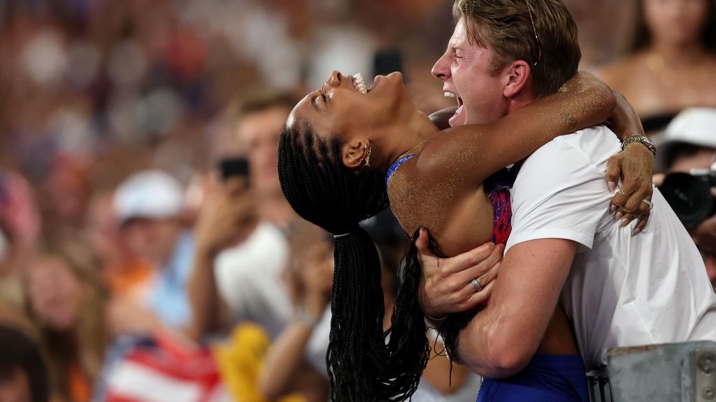 Pareja de atletas aspira a la medalla de oro en los Juegos Paralímpicos de París 2024