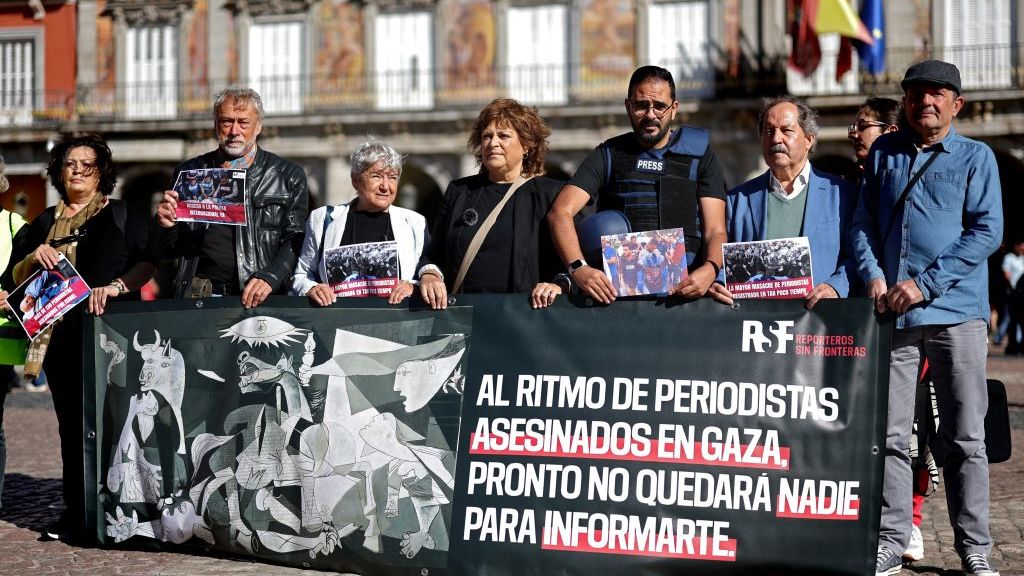 Estudiantes en Madrid se manifiestan contra la guerra en Gaza