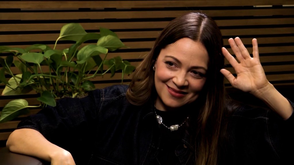 La vida, la música, los procesos creativos: Natalia Lafourcade conversa del tema con Juan Carlos Arciniegas