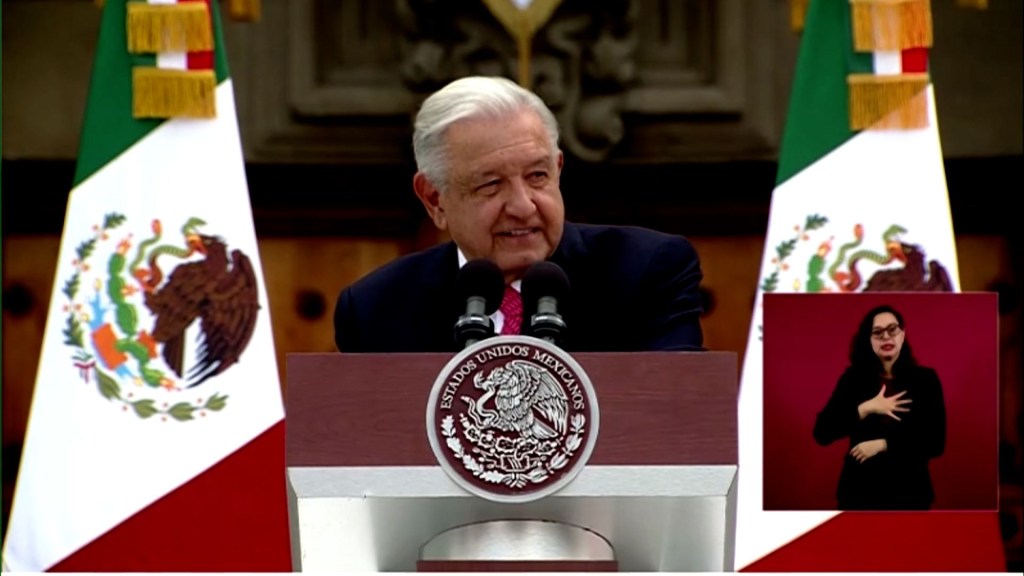 AMLO asegura que el sistema de salud de México "es mejor que en Dinamarca"