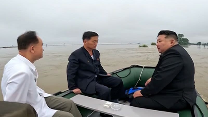 Kim Jong Un castiga a los funcionarios locales por las inundaciones