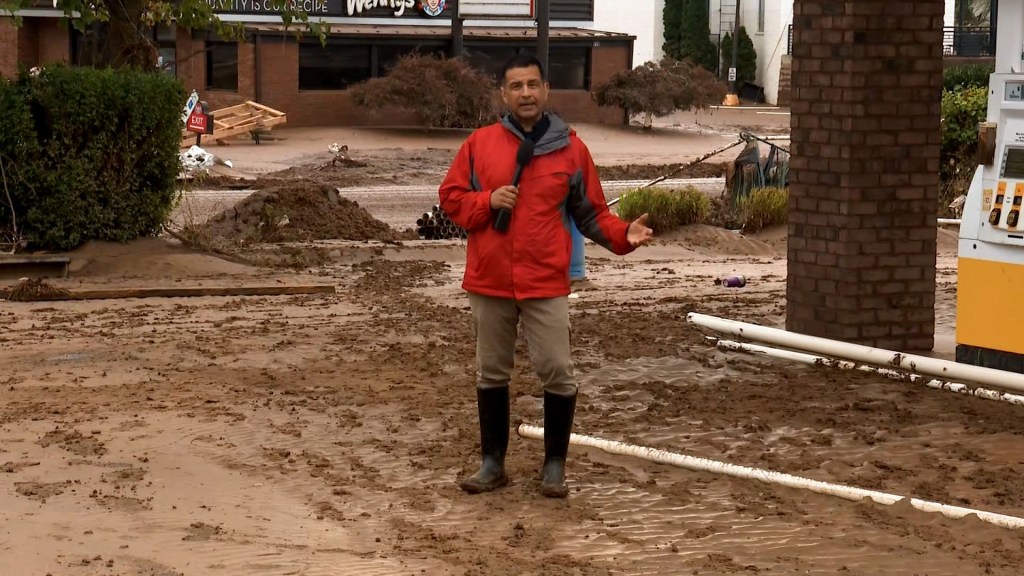 Así se ve la comunidad de Asheville, Carolina del Norte, después del paso de Helene