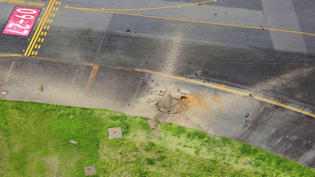 Bomba aeropuerto japonés