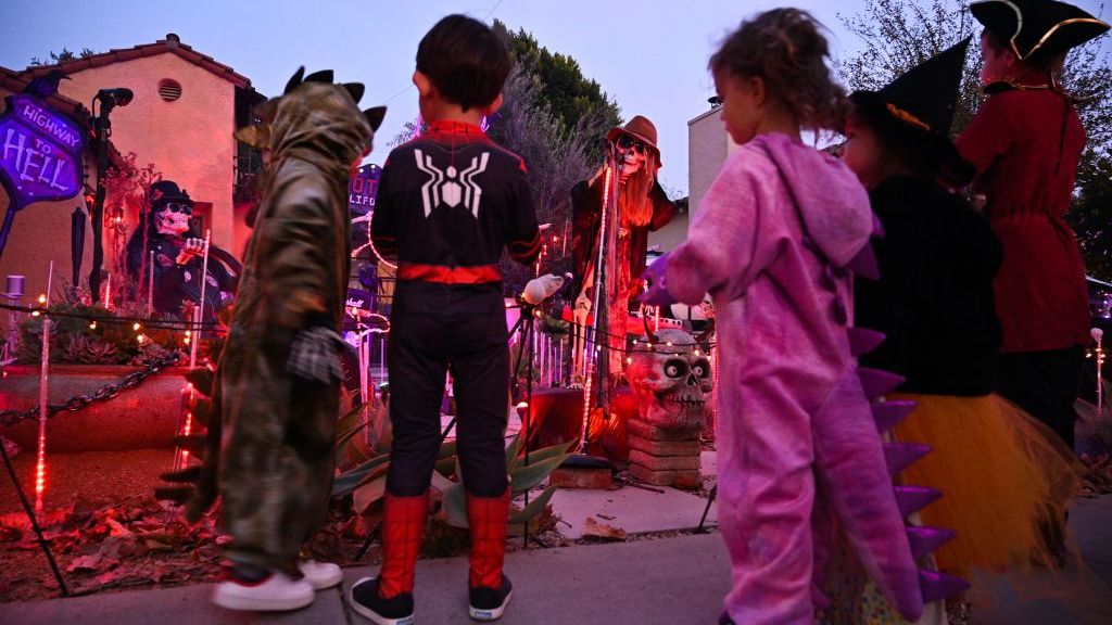 Por qué Halloween puede volverse más aterrador para niños que padecen alergias