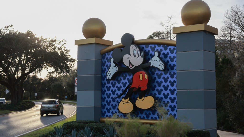 Walt Disney World aumenta precios de sus pases anuales