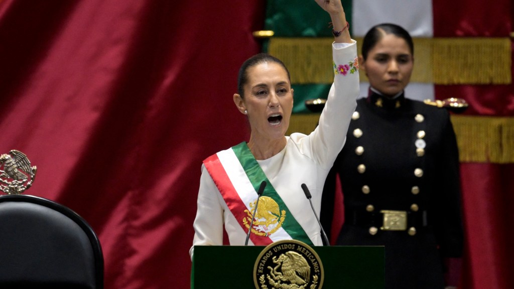 "Las mujeres podemos ser presidentas": lo más destacado del primer discurso de Claudia Sheinbaum como presidenta de México