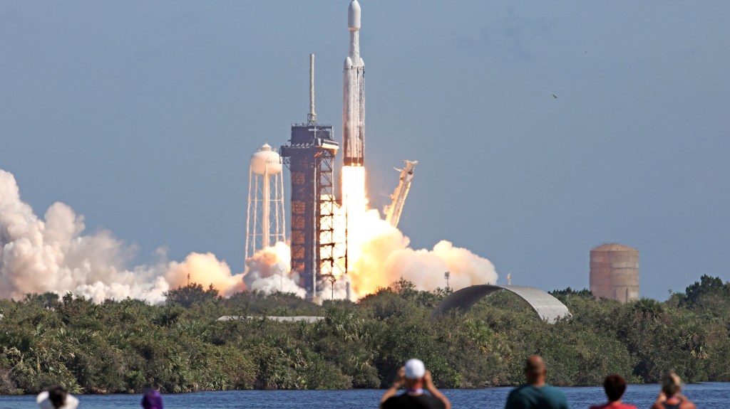  Mira el lanzamiento de la misión Europa Clipper rumbo a Júpiter