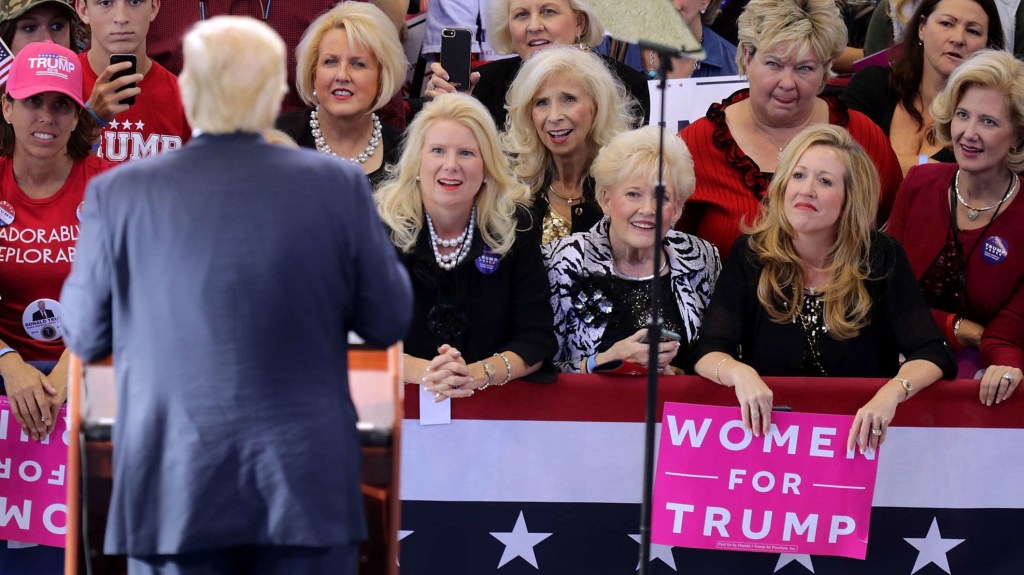 Experta asegura que comentario de Trump de proteger a las mujeres es un autogol a su campaña