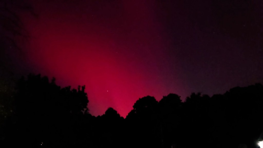 Así se vieron las impresionantes auroras boreales en el cielo de EE.UU.