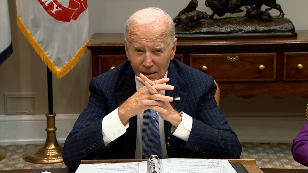 “Mi enfoque está en la restauración de energía y la limpieza de escombros”: Biden expone la situación tras el paso de Milton