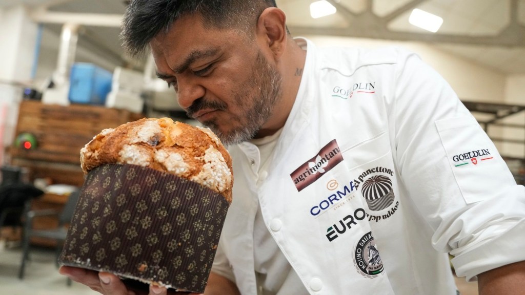 Este mexicano que vive en Barcelona creó el mejor panetone del mundo. Este es el secreto de su éxito