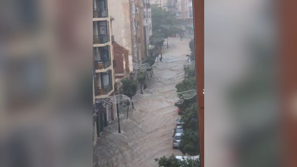 Videos muestran fuertes inundaciones en Málaga, España, tras nueva DANA