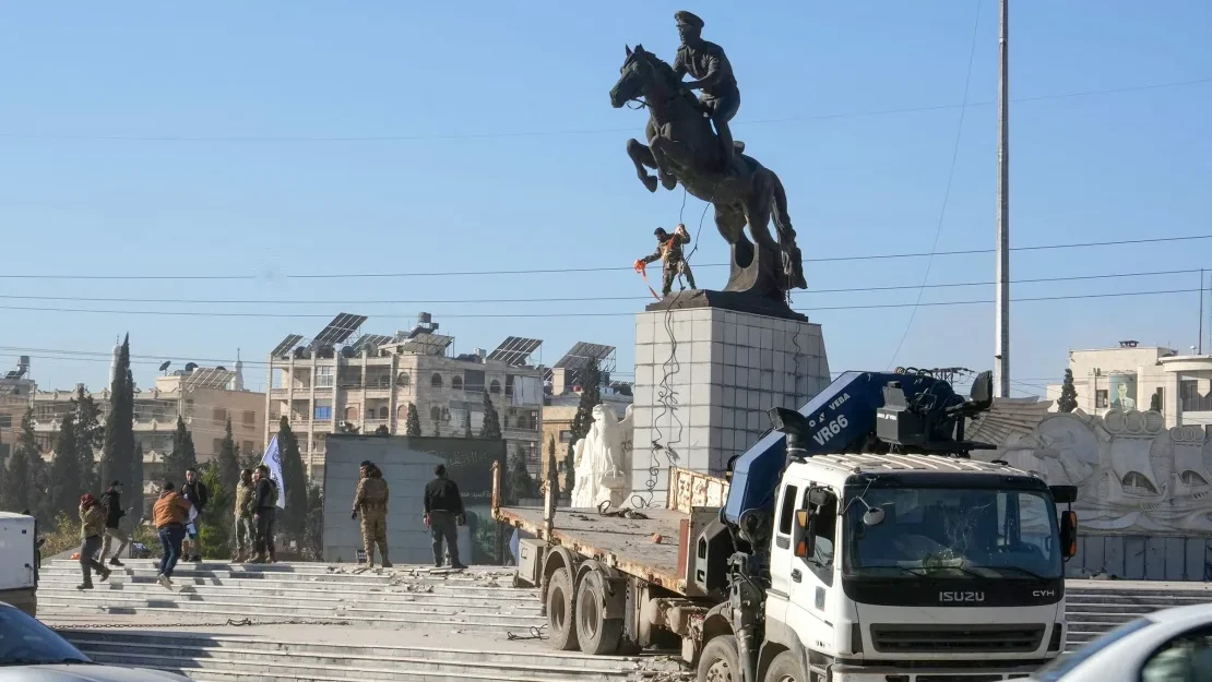 Los rebeldes sirios toman el control de la mayor parte de la ciudad de Aleppo imagen-7