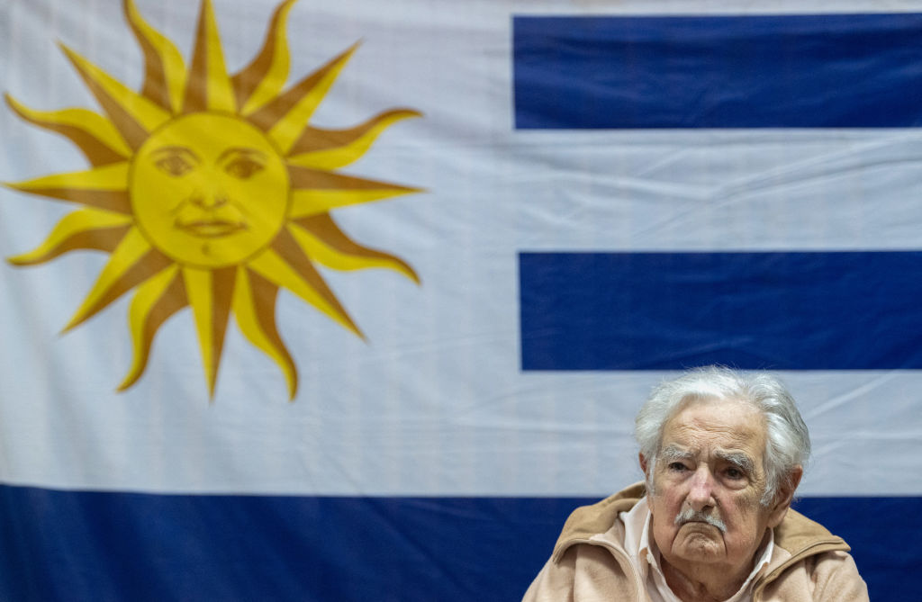 El papel de Mujica en las elecciones de Uruguay: "Tenemos que salir de este pozo en el cual nos hemos metido" imagen-6