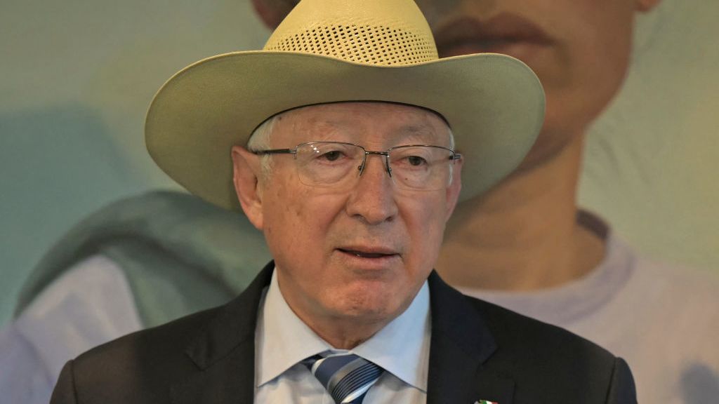 Embajador Ken Salazar: No funcionó la estrategia de seguridad de AMLO