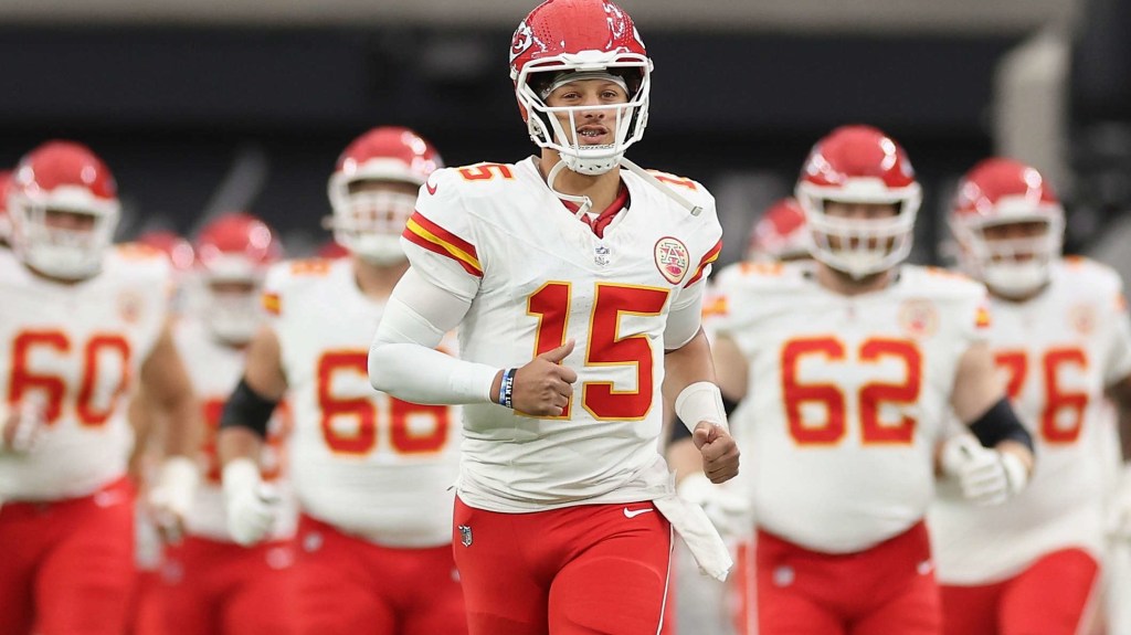 Los Chiefs de Kansas City quieren extender su invicto a toda la temporada