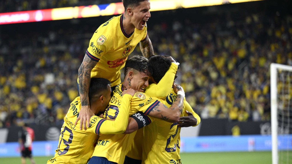 André Jardine y el Club América van por el triunfo ante el Monterrey