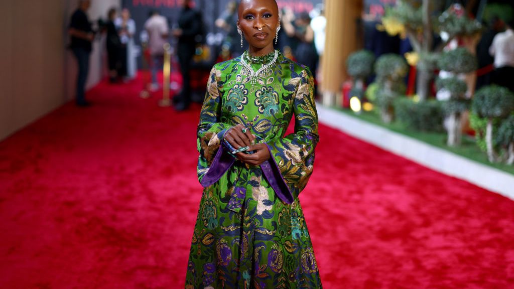 Cynthia Erivo de “Wicked” y otras estrellas de cine se reúnen en Arabia Saudita