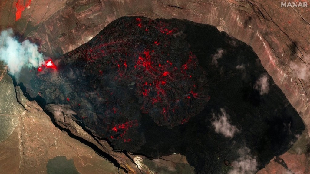 Imágenes satelitales muestran el flujo de lava tras la erupción del Kilauea