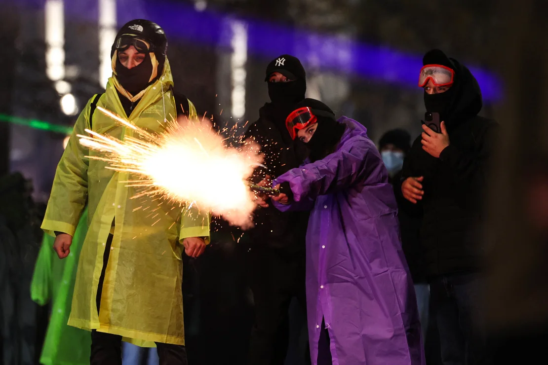 Georgia se ve sacudida por días de violentas protestas. Esto es lo que necesitas saber imagen-5