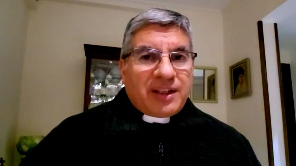 Sacerdote argentino en Siria dice que el país vive "una prueba más" en su historia