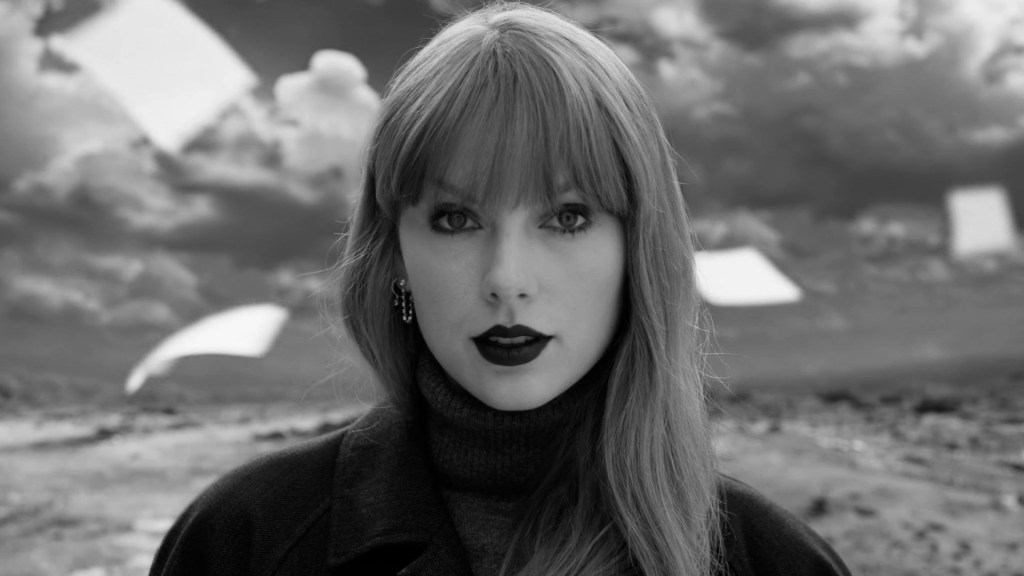 Taylor Swift encabeza por segunda semana consecutiva la lista de Billboard 200