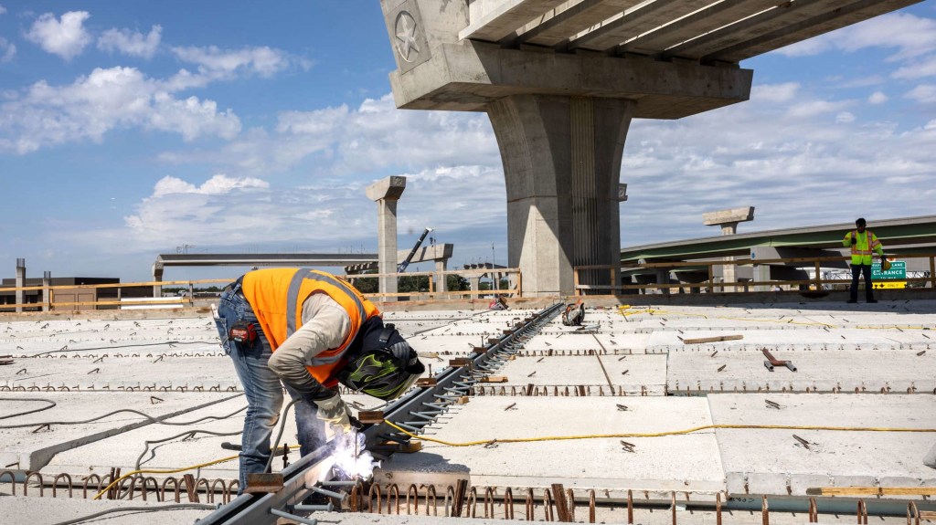 ¿Por qué el sector público debe liderar y ser protagonista en proyectos de infraestructura?, un experto lo analiza